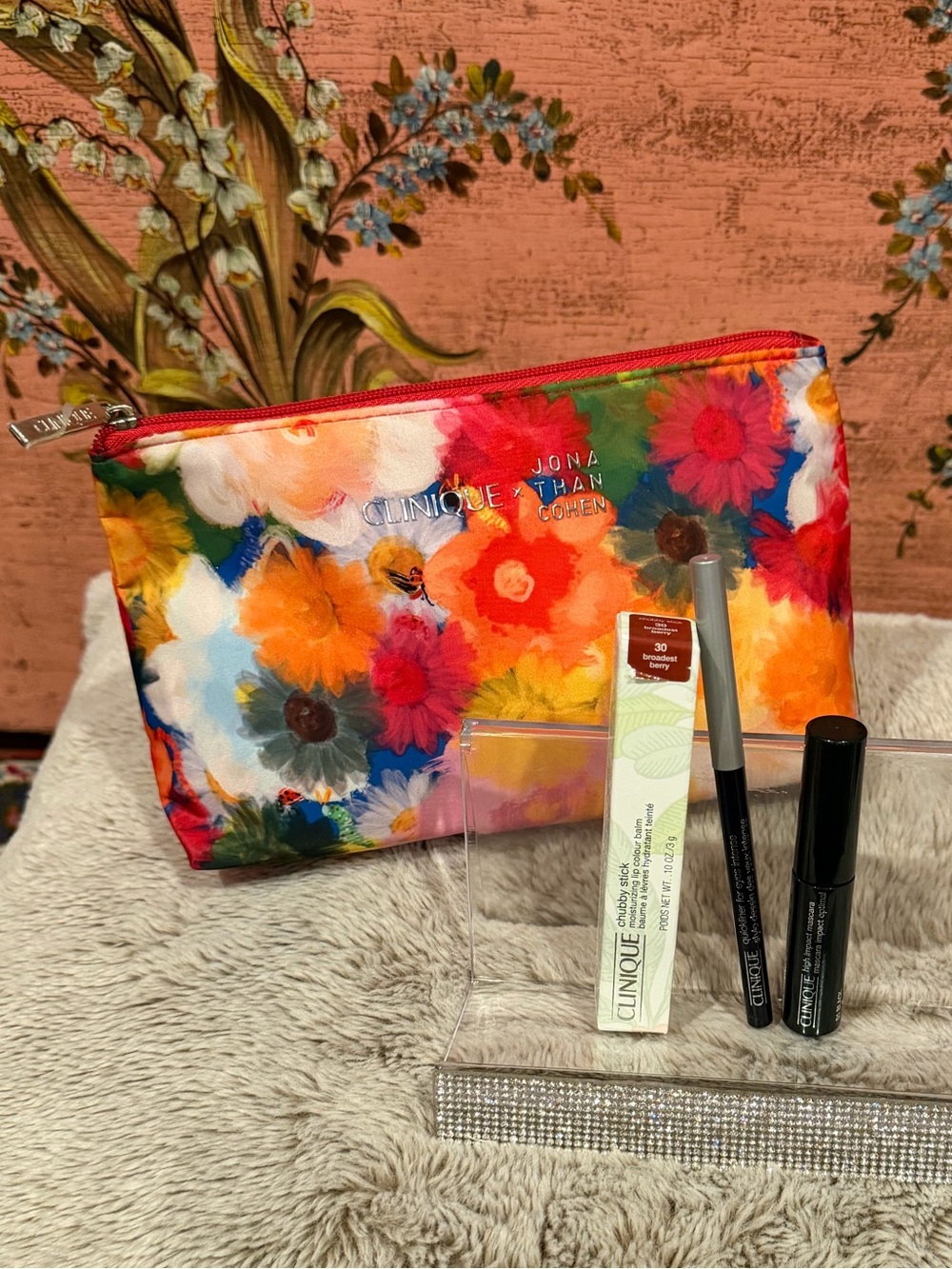 Clinique 3-piece Makeup with Multicolor Floral Cosmetic Bag